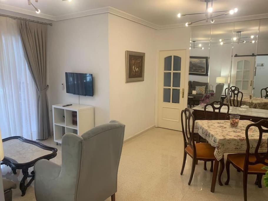 Vistas Desde Montequinto Apartman Dos Hermanas Kültér fotó