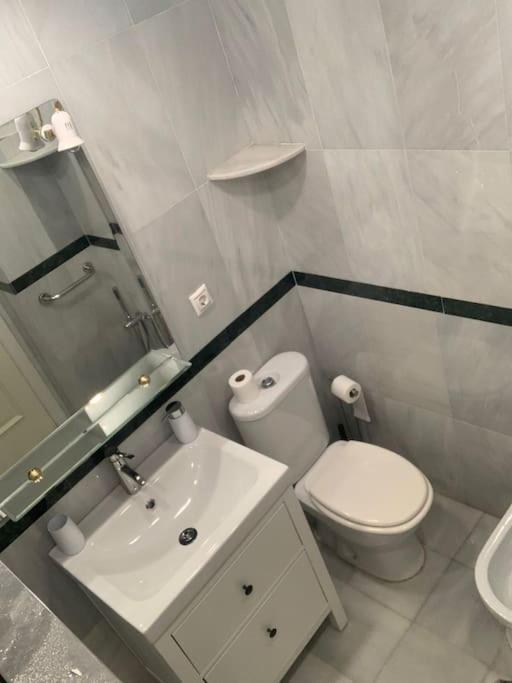 Vistas Desde Montequinto Apartman Dos Hermanas Kültér fotó