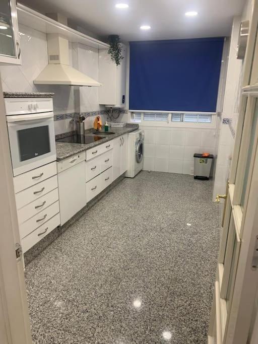 Vistas Desde Montequinto Apartman Dos Hermanas Kültér fotó