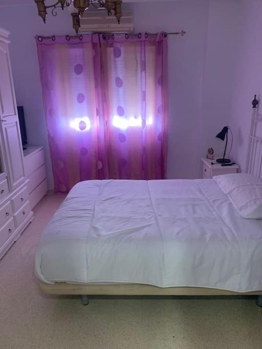 Vistas Desde Montequinto Apartman Dos Hermanas Kültér fotó
