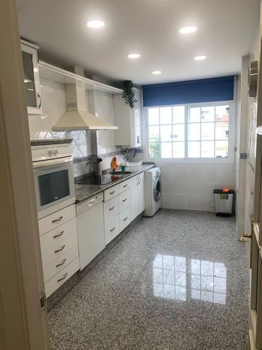 Vistas Desde Montequinto Apartman Dos Hermanas Kültér fotó