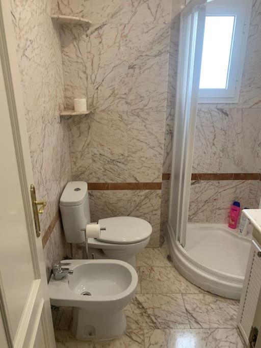 Vistas Desde Montequinto Apartman Dos Hermanas Kültér fotó